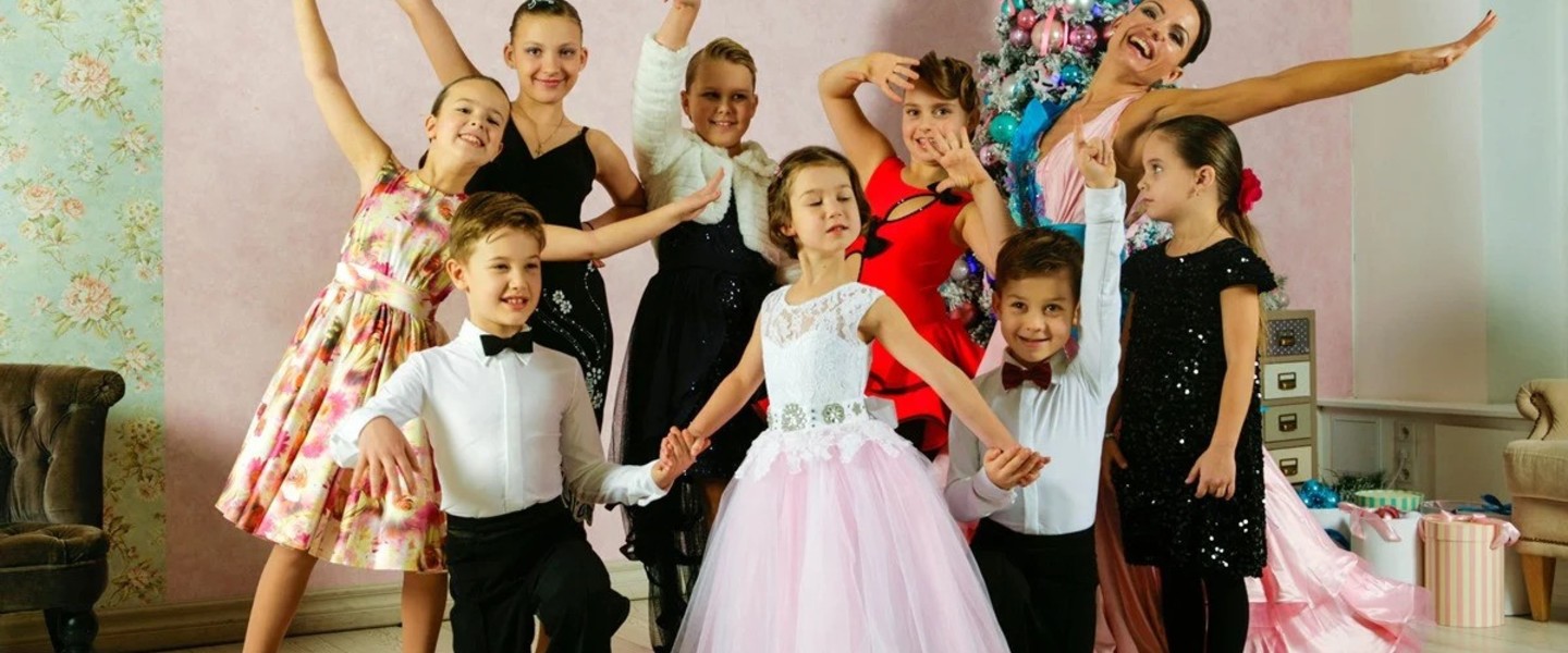 Фото компании Школа танцев Lets Dance на Сельскохозяйственной улице Сеть