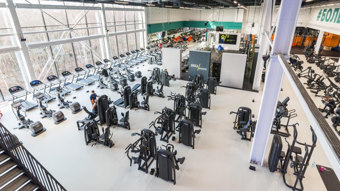 Фото компании Фитнес-клуб DDX Fitness в ТЦ Красный Кит Сеть