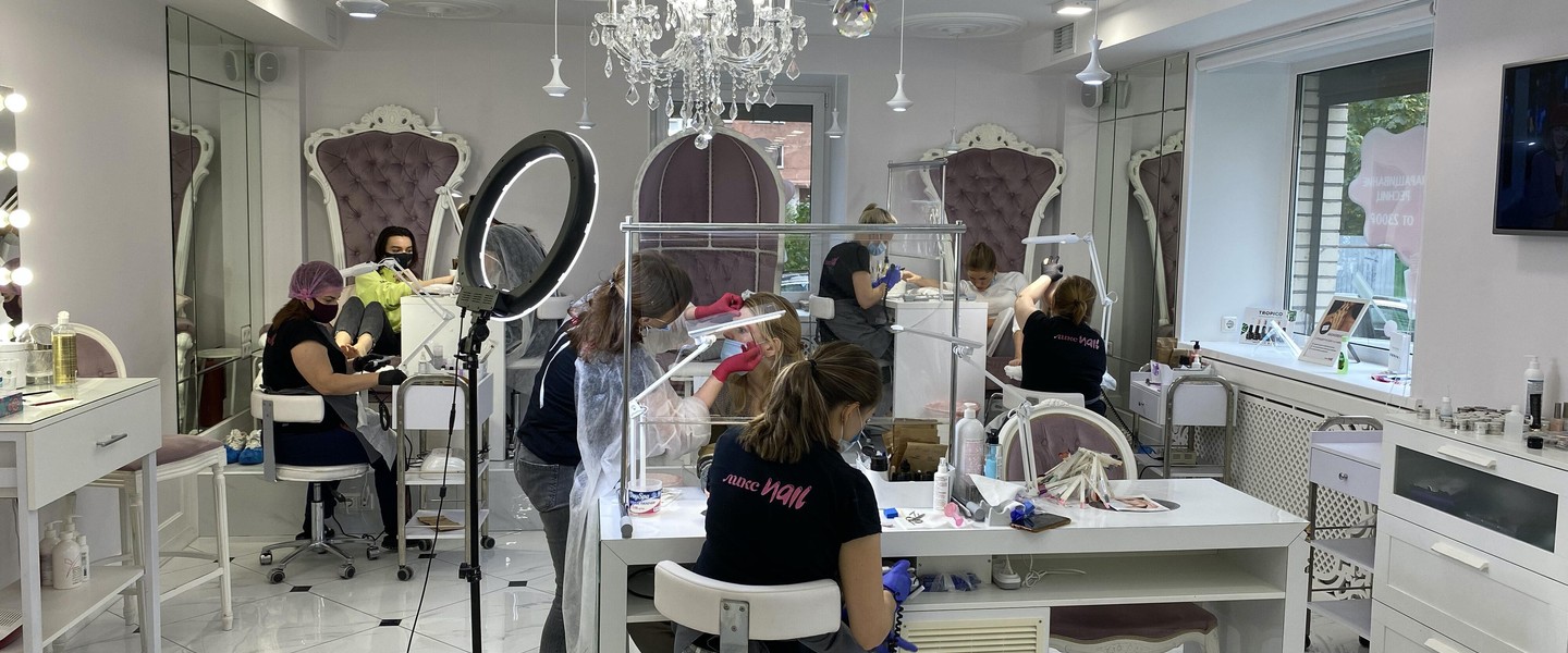 Фото компании Салон маникюра и педикюра Ликс NAIL на Ленинском проспекте Сеть